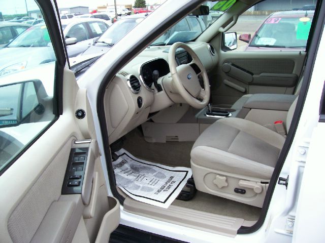 Ford Explorer 2006 photo 4