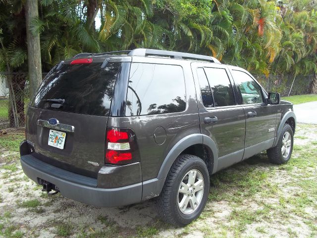 Ford Explorer 2006 photo 1