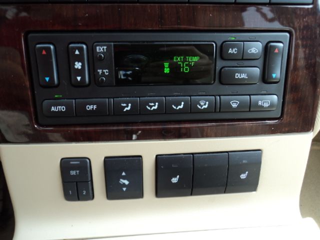 Ford Explorer 2006 photo 10