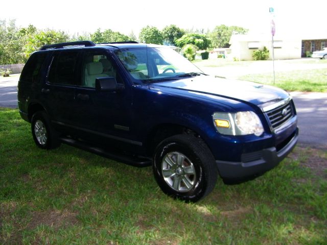 Ford Explorer 2006 photo 2
