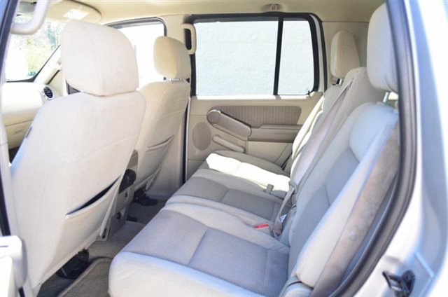 Ford Explorer 2006 photo 4