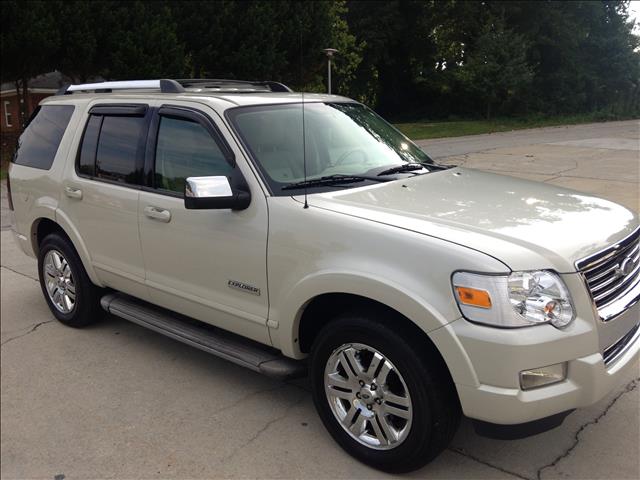 Ford Explorer 2006 photo 2