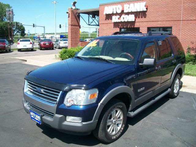 Ford Explorer 2006 photo 1