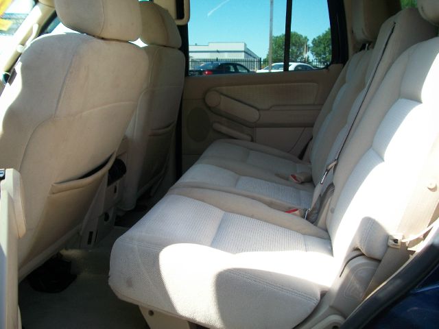 Ford Explorer 2006 photo 6
