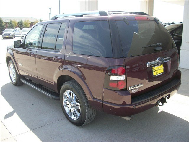 Ford Explorer 2006 photo 2