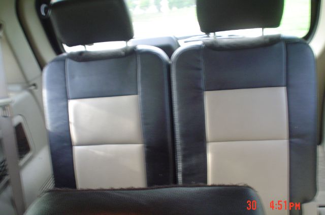Ford Explorer 2006 photo 19