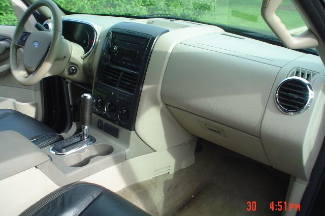 Ford Explorer 2006 photo 22