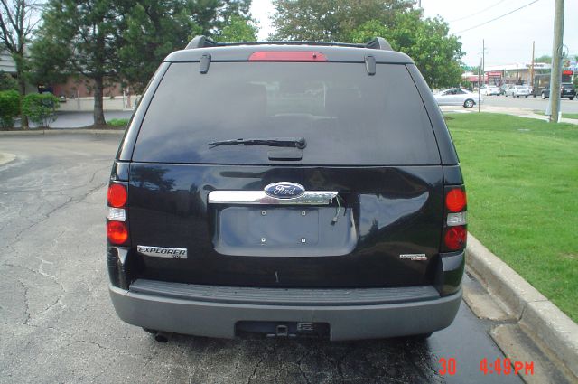 Ford Explorer 2006 photo 3