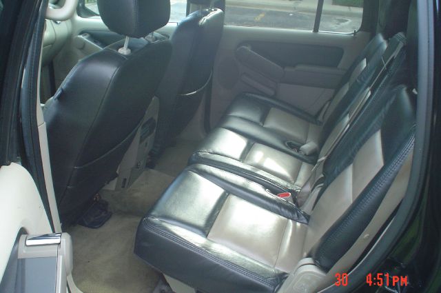 Ford Explorer 2006 photo 7