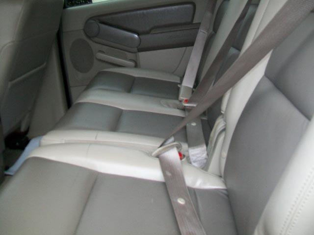 Ford Explorer 2006 photo 3