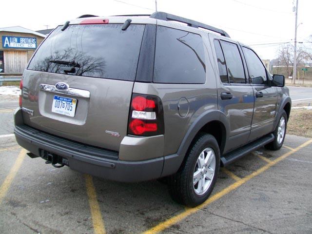 Ford Explorer 2006 photo 5