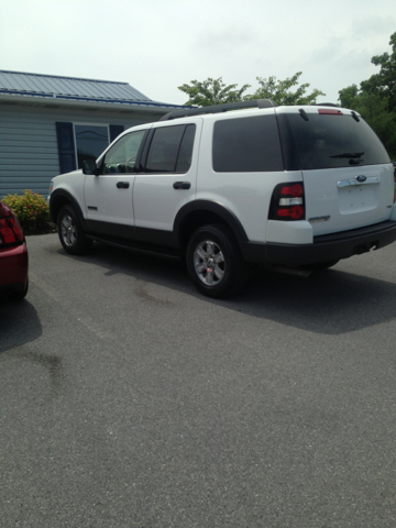 Ford Explorer 2006 photo 1