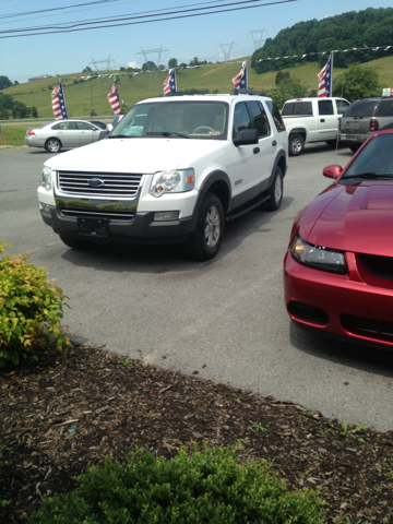 Ford Explorer 2006 photo 4