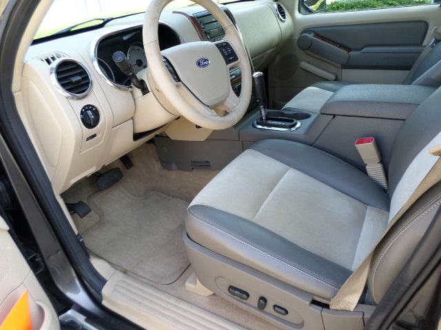 Ford Explorer 2006 photo 3
