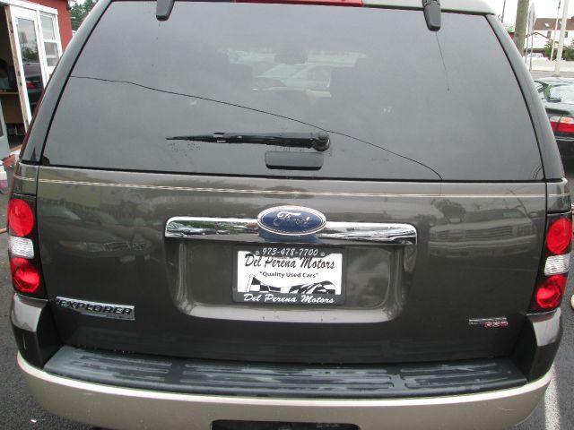 Ford Explorer 2006 photo 3