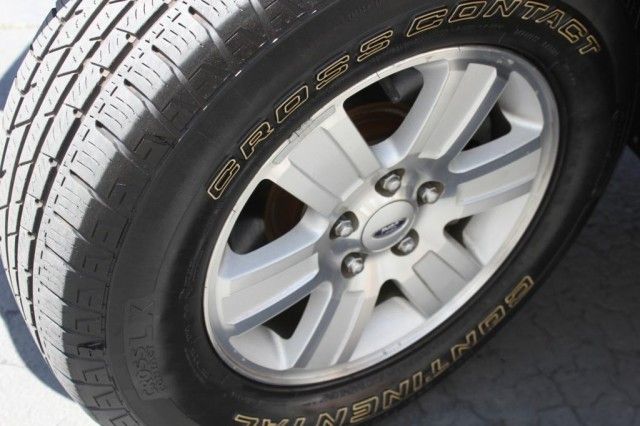 Ford Explorer 2006 photo 2