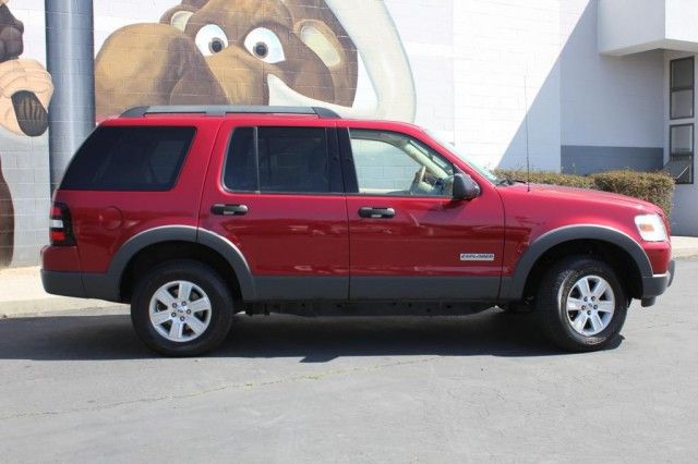 Ford Explorer 2006 photo 3