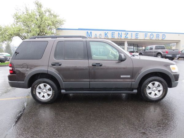 Ford Explorer 2006 photo 3