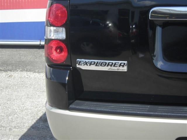 Ford Explorer 2006 photo 8