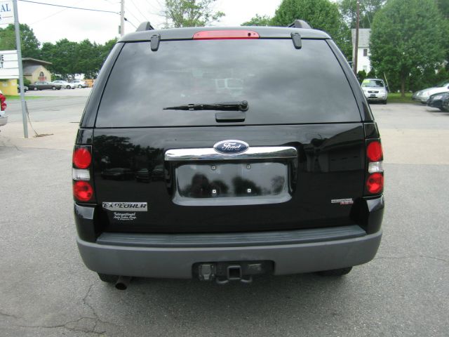 Ford Explorer 2006 photo 3