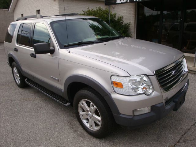 Ford Explorer GXL SUV