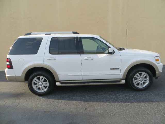Ford Explorer 2006 photo 2