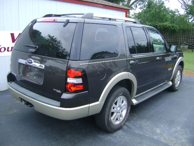 Ford Explorer 2006 photo 1