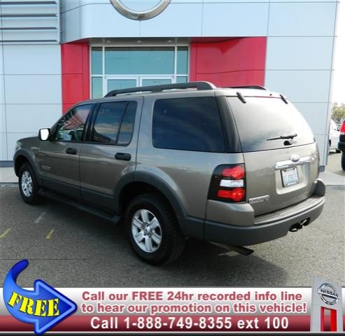 Ford Explorer 2006 photo 2