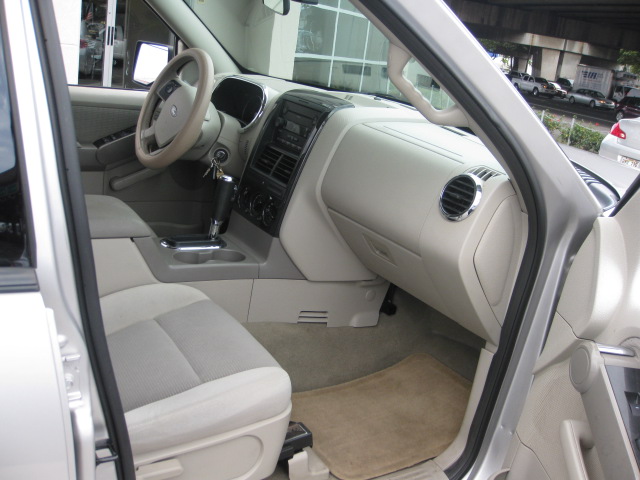 Ford Explorer 2006 photo 1