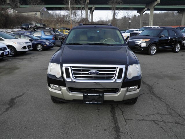 Ford Explorer 2006 photo 1