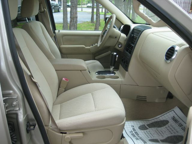 Ford Explorer 2006 photo 10