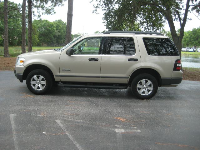 Ford Explorer 2006 photo 21