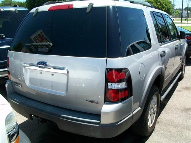 Ford Explorer 2006 photo 3