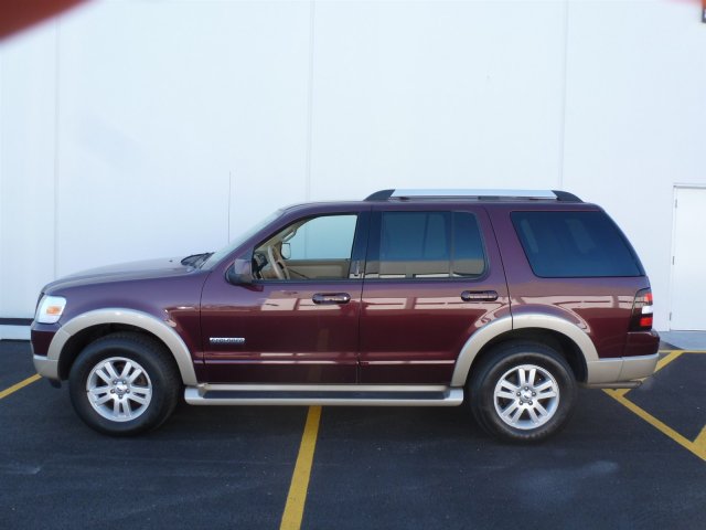 Ford Explorer 2006 photo 1
