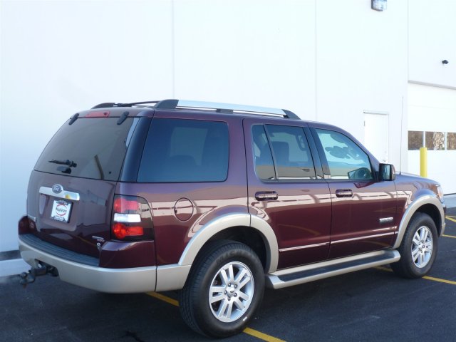 Ford Explorer 2006 photo 4