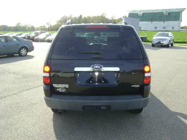 Ford Explorer 2006 photo 3