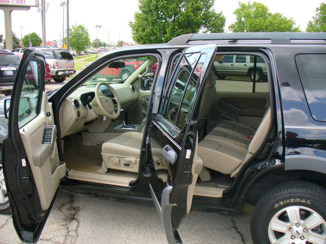 Ford Explorer GXL SUV