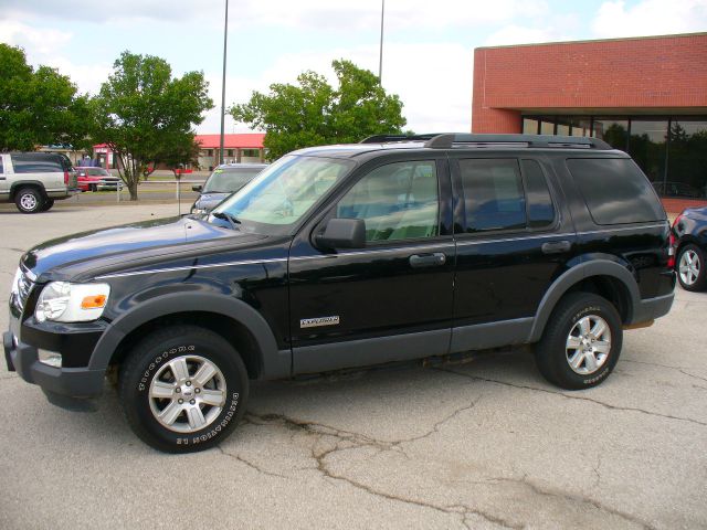 Ford Explorer 2006 photo 1