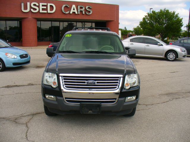 Ford Explorer 2006 photo 2