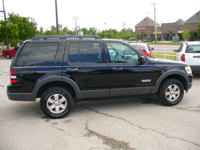 Ford Explorer 2006 photo 3