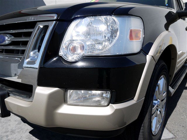 Ford Explorer 2006 photo 2