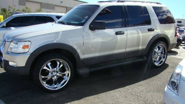 Ford Explorer 2006 photo 3