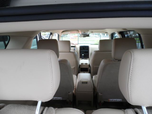 Ford Explorer 2006 photo 7