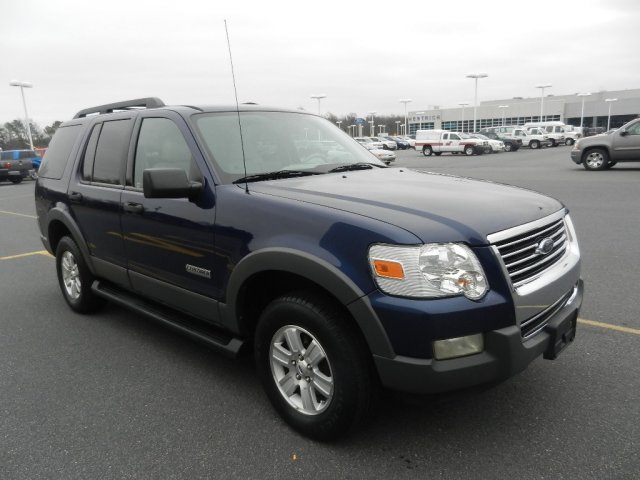Ford Explorer 2006 photo 4