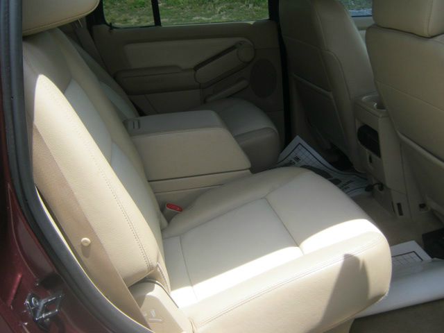 Ford Explorer 2006 photo 4