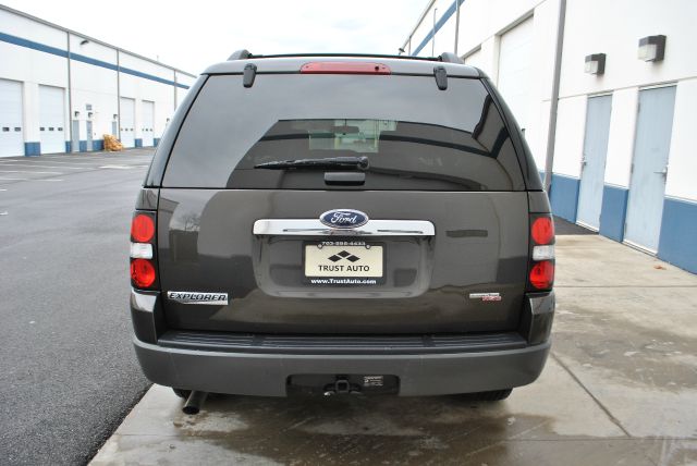 Ford Explorer 2006 photo 1