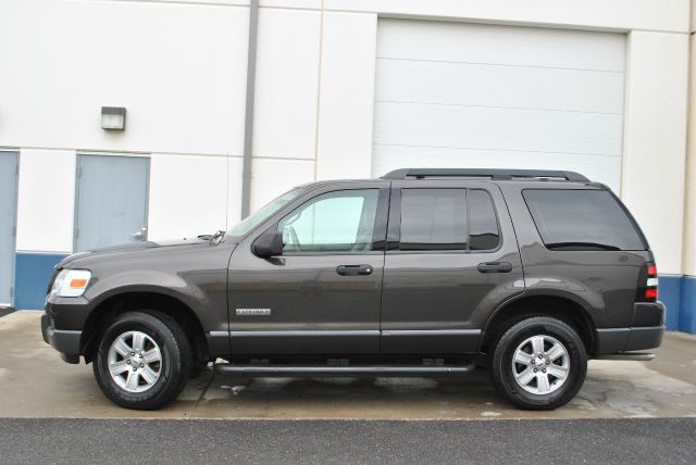 Ford Explorer 2006 photo 3