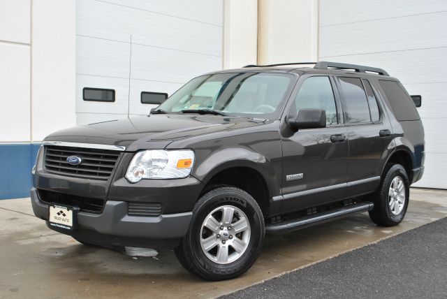 Ford Explorer 2006 photo 4