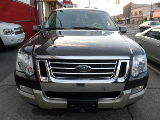 Ford Explorer 2006 photo 3
