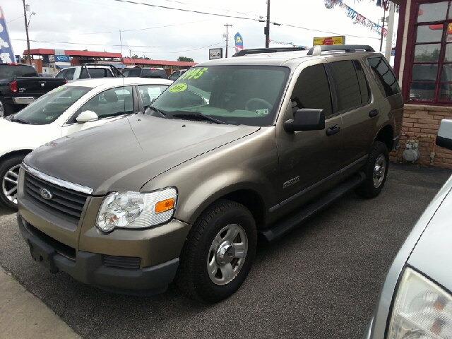 Ford Explorer 2006 photo 4